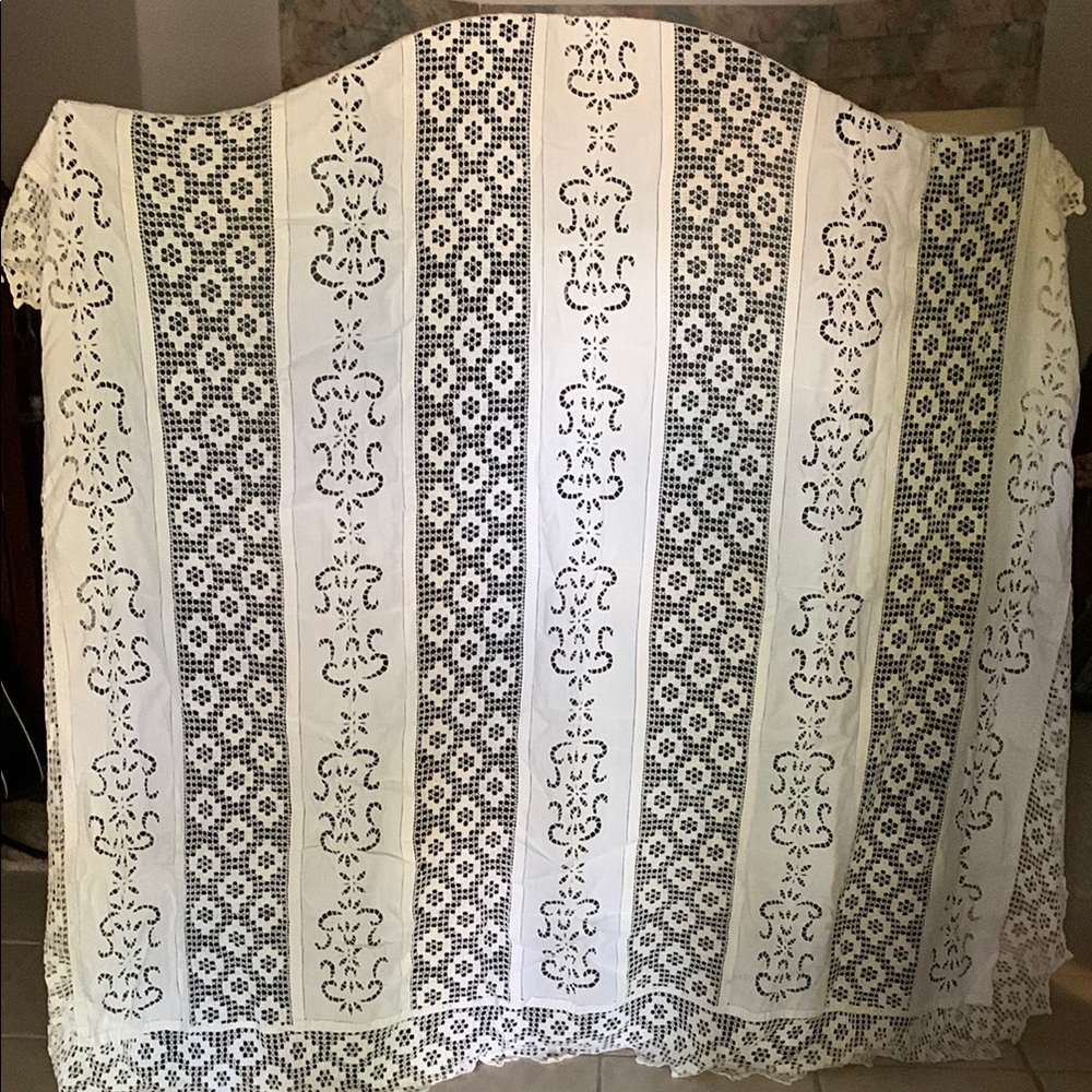 Elegant White Linen Bedcover